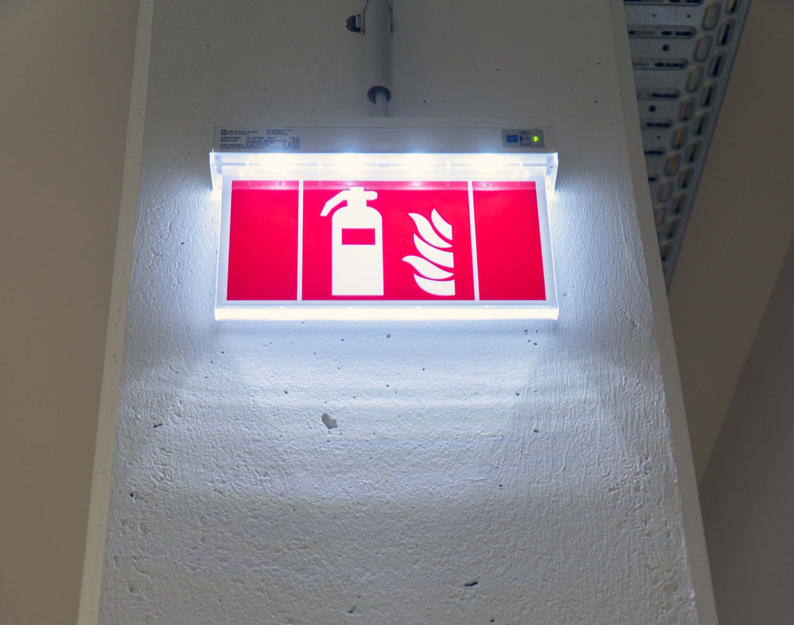 Universal 8h 230V 22m LED Scheiben-Notbeleuchtung KSC mit Selbsttest RAL 9003